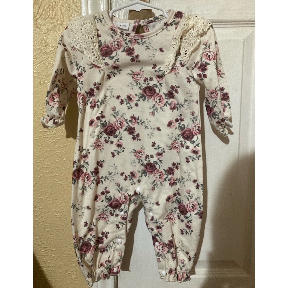 Baby girl flower print one piece romper